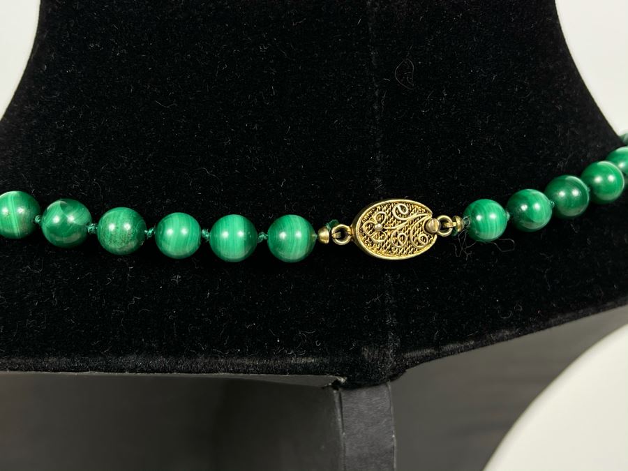 Malachite And Carnelian On Knotted Silk Vermiel Clasp Necklace 24L [Photo 5]