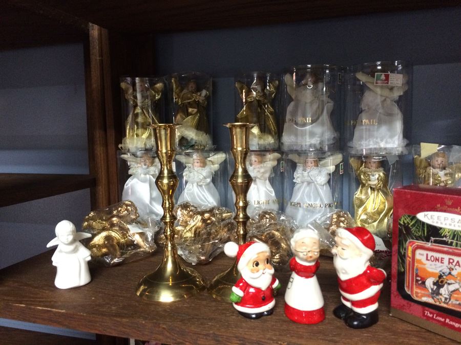 Huge Christmas in May Lot [Photo 16]