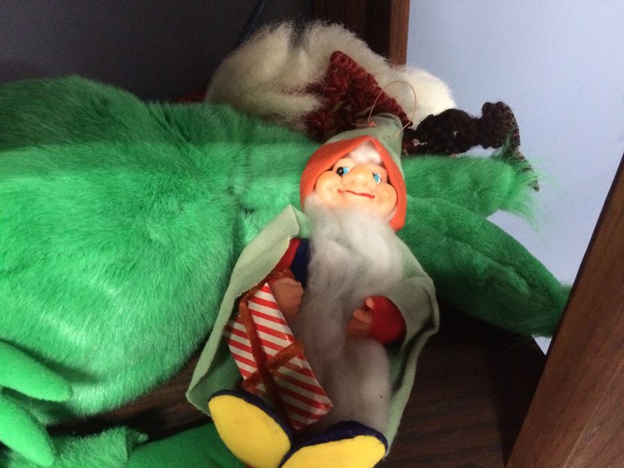 Huge Christmas in May Lot [Photo 12]