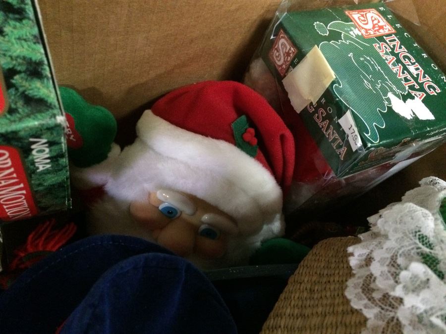 Huge Christmas in May Lot [Photo 5]