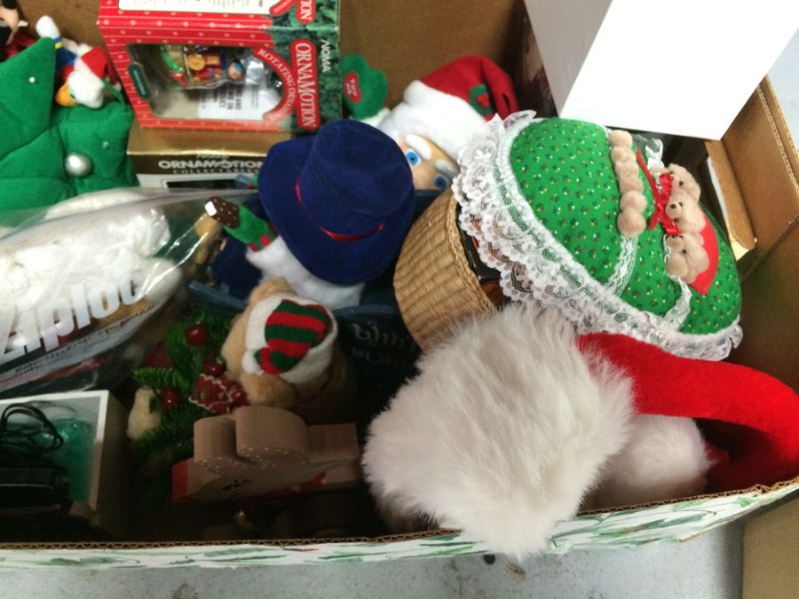 Huge Christmas in May Lot [Photo 6]