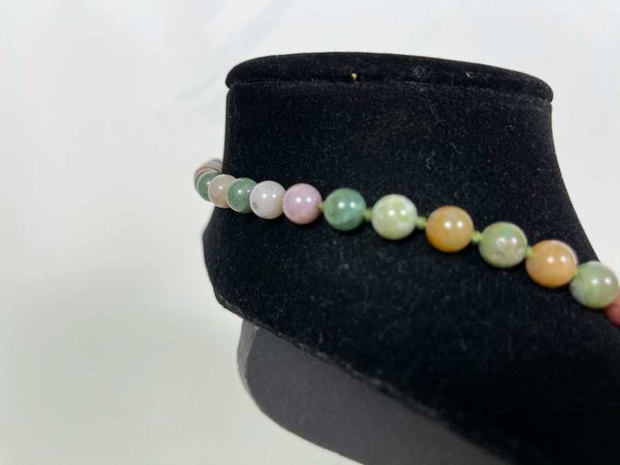 Mulit-Colored Stone Beaded Necklace With Donut Pendant 32L [Photo 11]