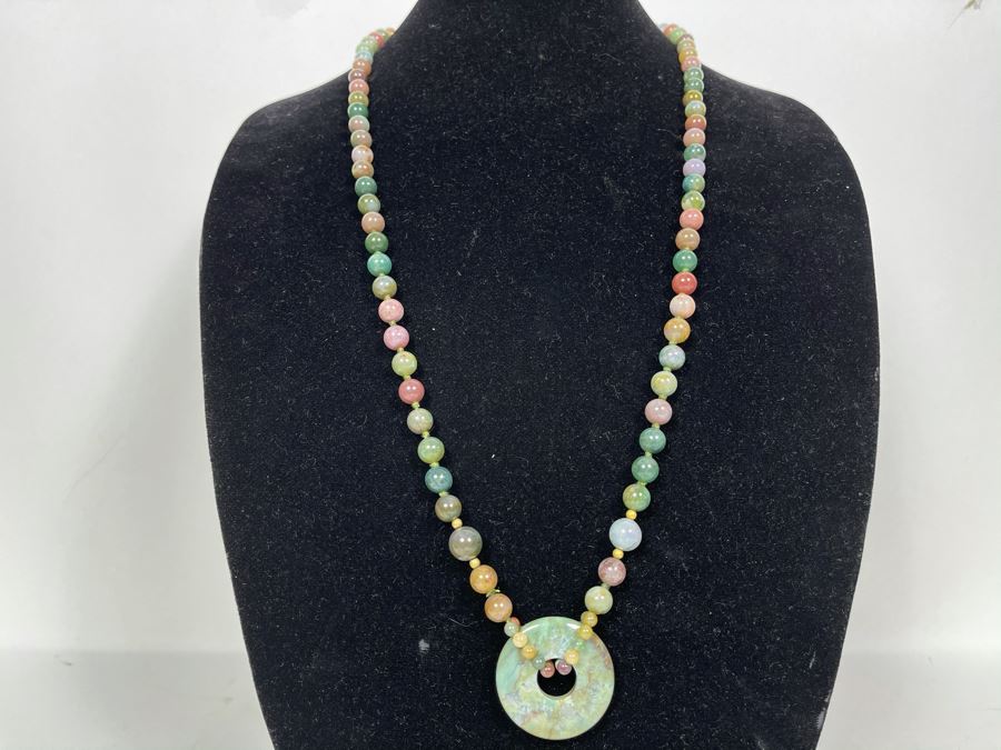 Mulit-Colored Stone Beaded Necklace With Donut Pendant 32L [Photo 1]