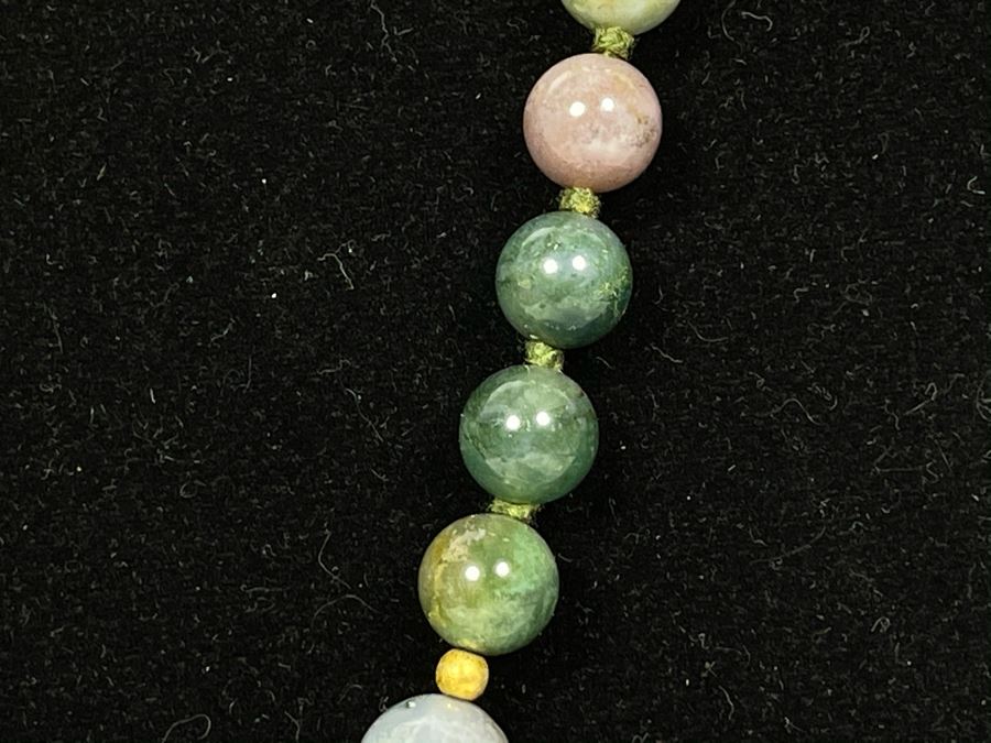 Mulit-Colored Stone Beaded Necklace With Donut Pendant 32L [Photo 6]