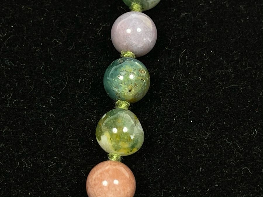 Mulit-Colored Stone Beaded Necklace With Donut Pendant 32L [Photo 8]
