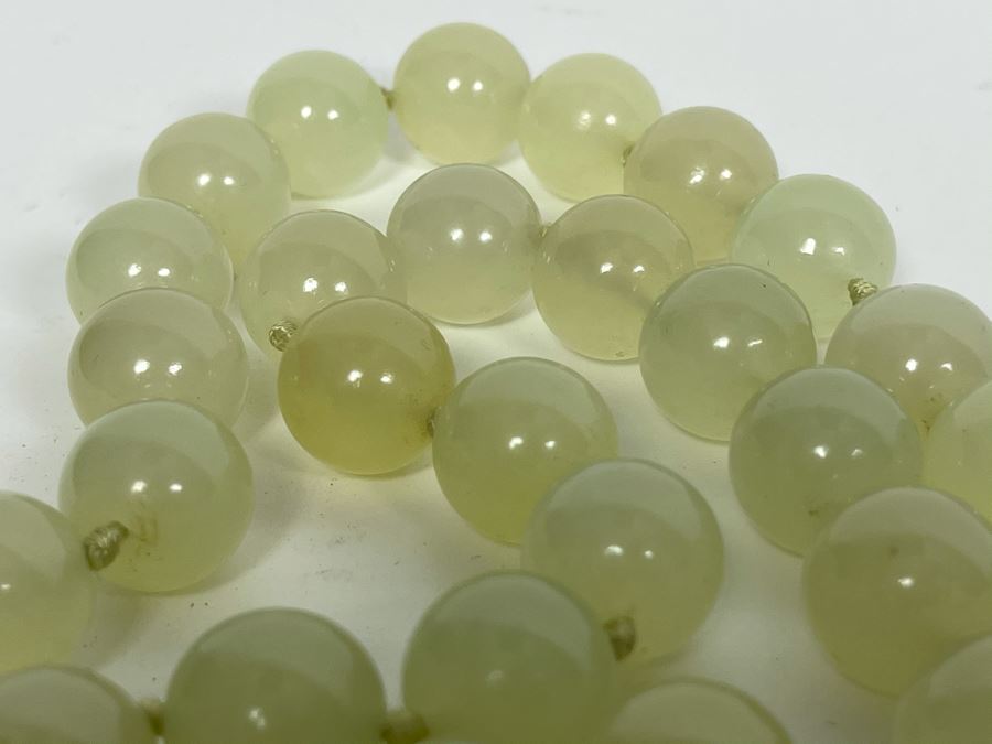 Vintage Jade Bead (0.6' Dia Beads) Necklace 30'L [Photo 14]