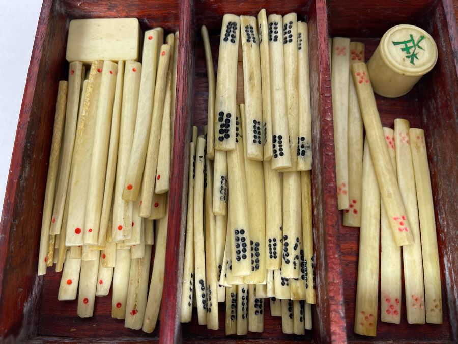 Vintage Chinese Mahjong Set Bamboo And Bone Tiles With Rosewood Wooden 5-Drawer Box 9.5W X 6D X 6.5H [Photo 22]