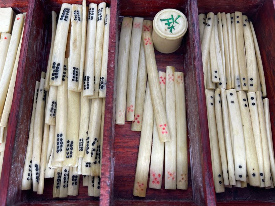 Vintage Chinese Mahjong Set Bamboo And Bone Tiles With Rosewood Wooden 5-Drawer Box 9.5W X 6D X 6.5H [Photo 23]