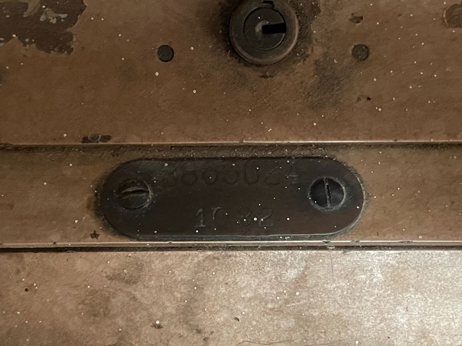 Vintage Metal Cash Register - Very Heavy 18W X 15D X 22H [Photo 7]