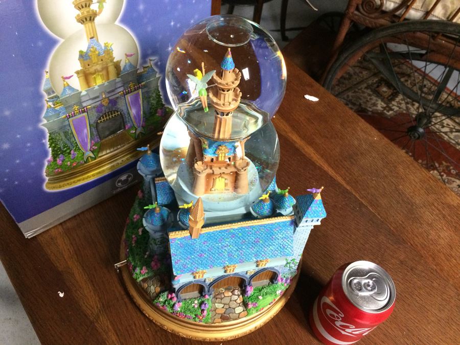LARGE Disney Store Tinker Bell Castle Snowglobe - 13' Tall [Photo 7]