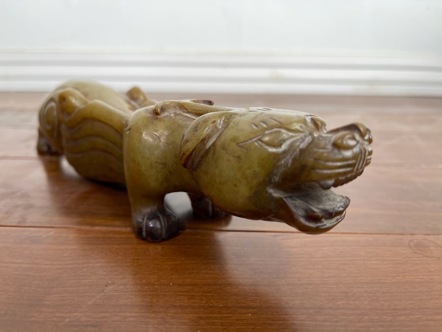 Vintage Chinese Carved Jade Crouching Dog Mythical Animal Sculpture 9.5W X 2D X 2H [Photo 8]