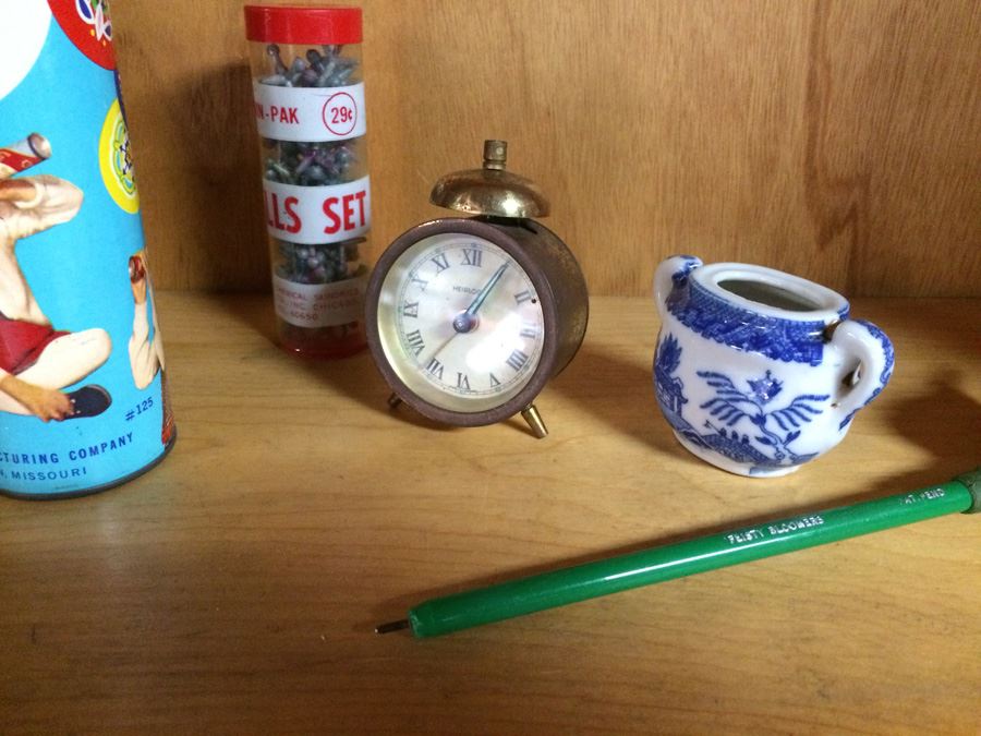 Kaleidoscope and Toy Lot [Photo 8]