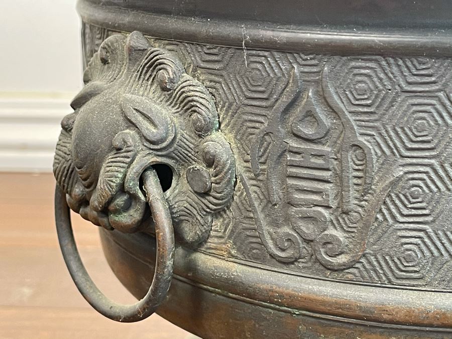 Vintage Chinese Bronze Footed Vessel Bowl With Rings 12W X 8H [Photo 10]