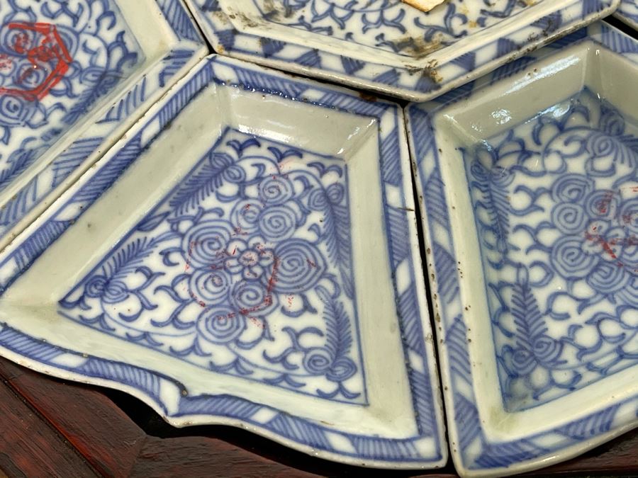 People's Republic Of China Porcelain Divided Dishes Plates Sweetmeat With Rosewood Display Box 11.5W X 3H [Photo 7]