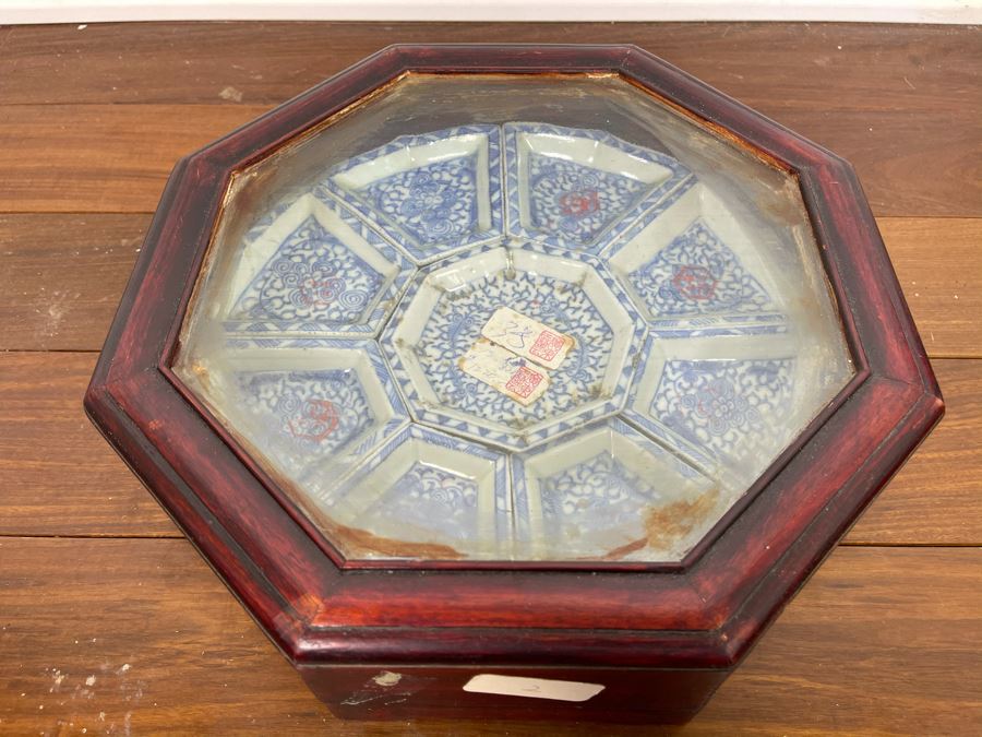 People's Republic Of China Porcelain Divided Dishes Plates Sweetmeat With Rosewood Display Box 11.5W X 3H [Photo 2]