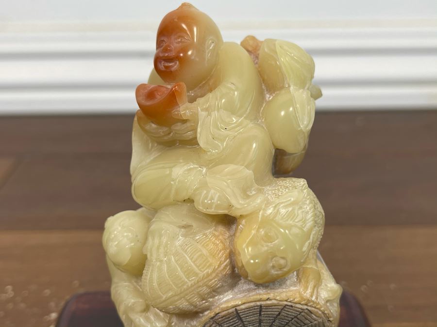 Vintage Chinese Carved Hardstone Sculpture Of Two Figures And Dog [Photo 4]