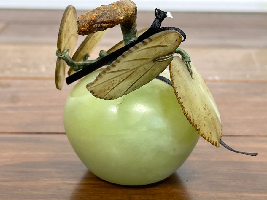 Vintage Jade Apple Fruit 3W X 3H [Photo 3]