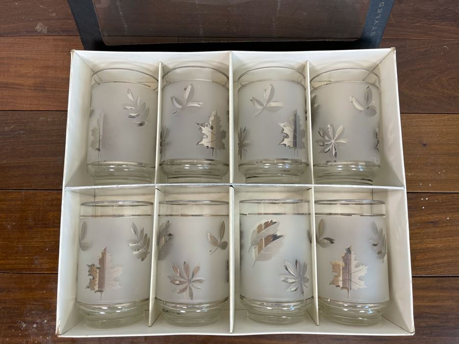 New With Box Eight Libbey Silver Foliage 12oz Beverage Glasses