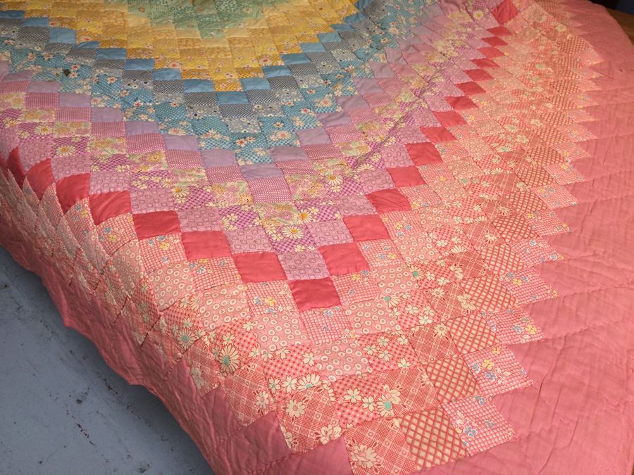 Handmade Vintage Quilt [Photo 2]