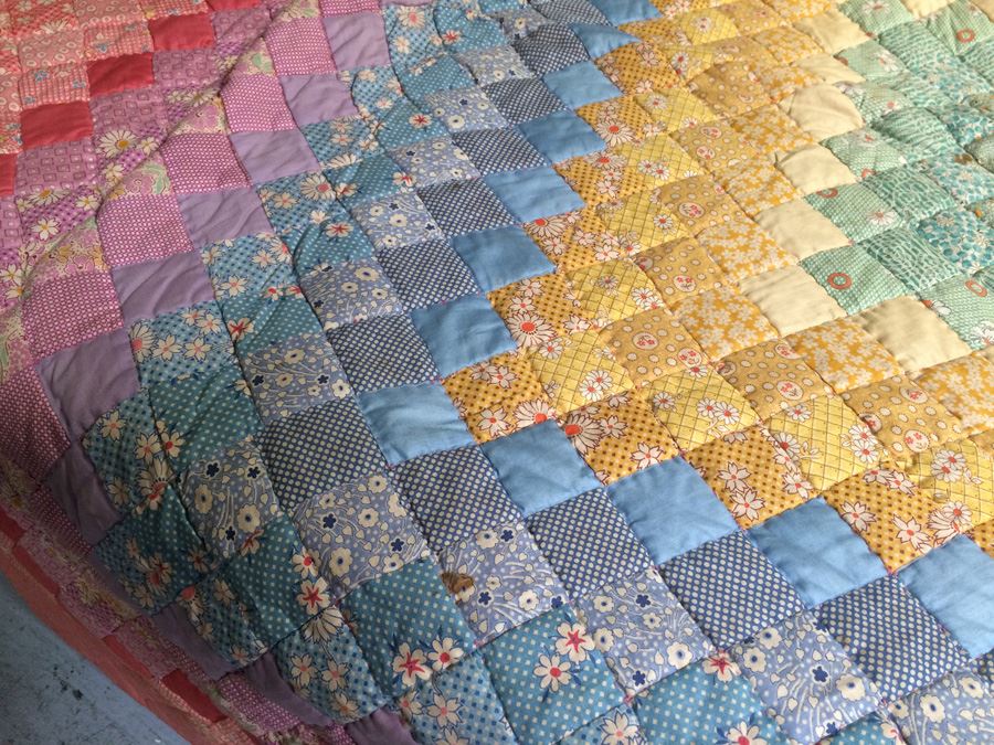Handmade Vintage Quilt [Photo 6]
