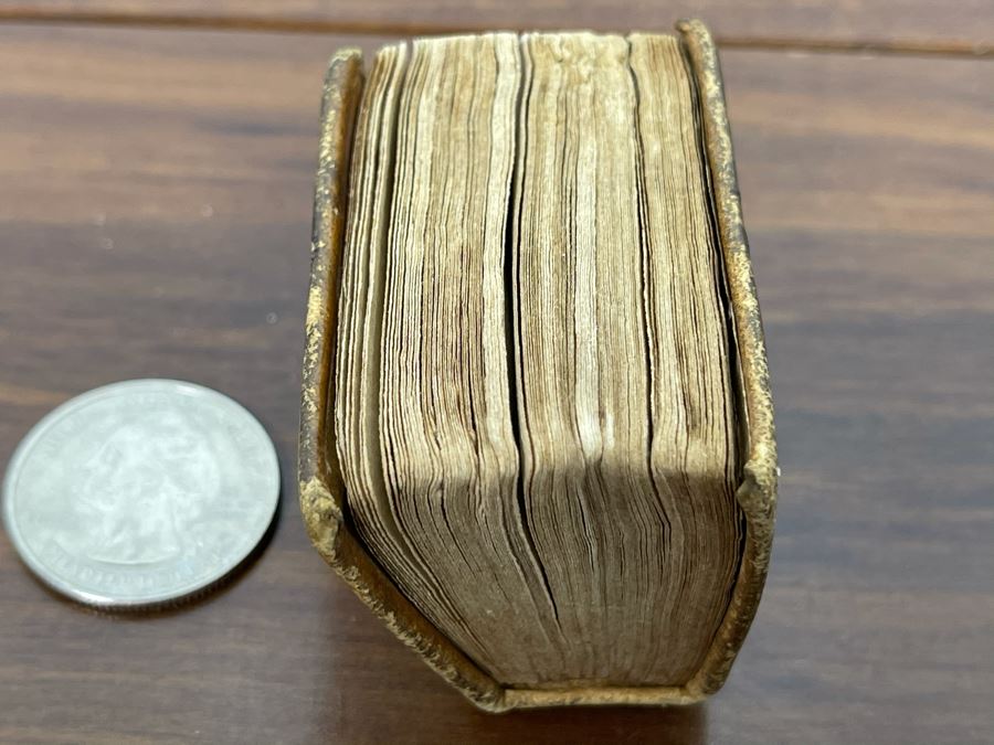 Antique 1824 Miniature Book History Of The Bible Published By Henry Benton 12.5W X 2H [Photo 4]