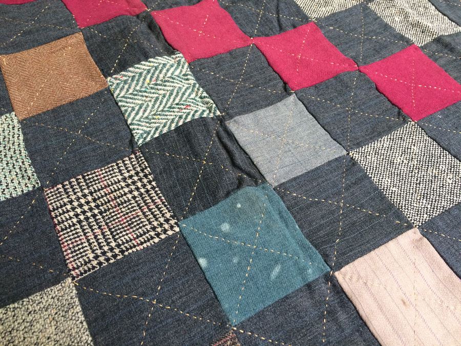 Handmade Vintage Quilt [Photo 6]