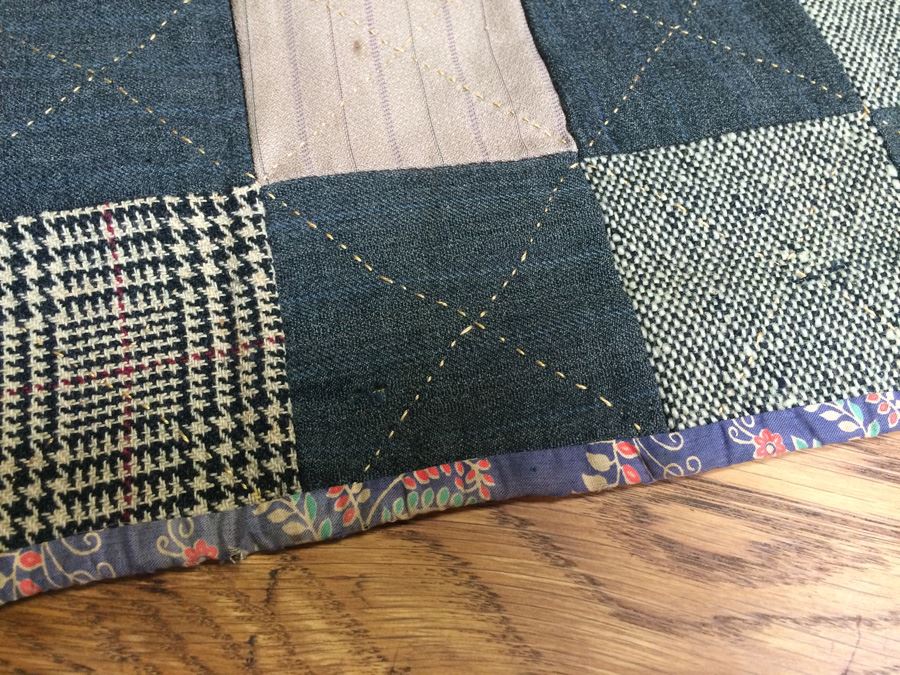 Handmade Vintage Quilt [Photo 7]