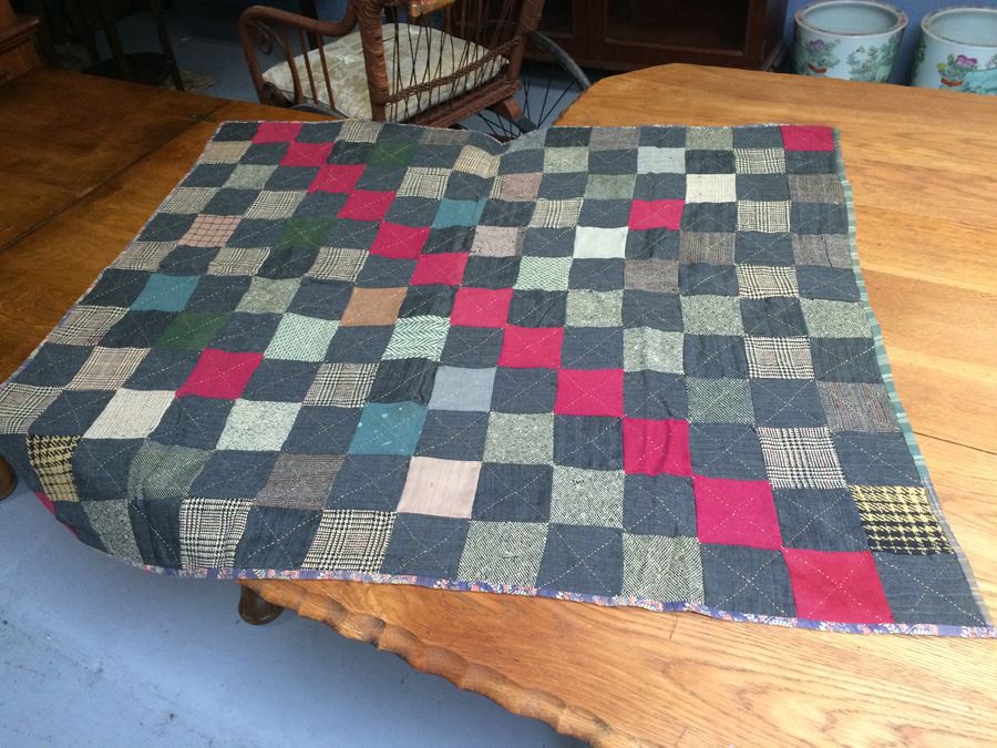 Handmade Vintage Quilt [Photo 1]