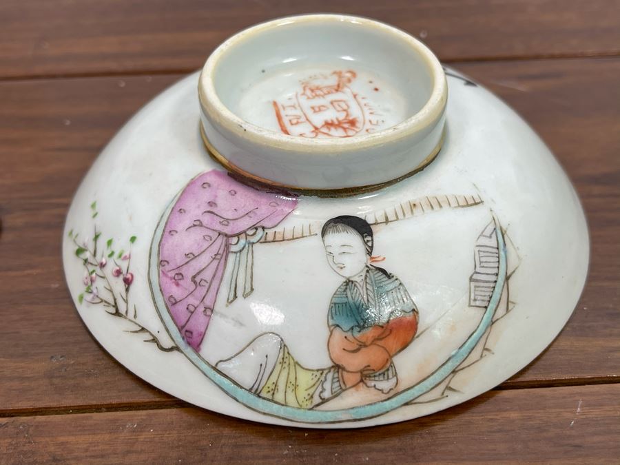 Vintage Chinese Porcelain Dish 4W X 1H [Photo 2]