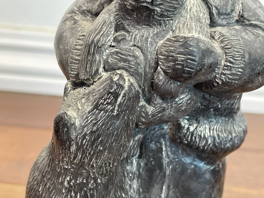 Wolf Original Hand Made Canadian Eskimo Sculpture 7.5H X 4W [Photo 5]