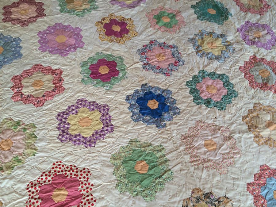 Handmade Large Vintage Hexagon Quilt [Photo 8]