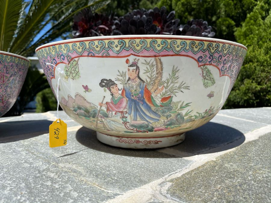 Two Matching Large Vintage Chinese Famille Rose Porcelain Bowls 16.5R X 7H [Photo 7]