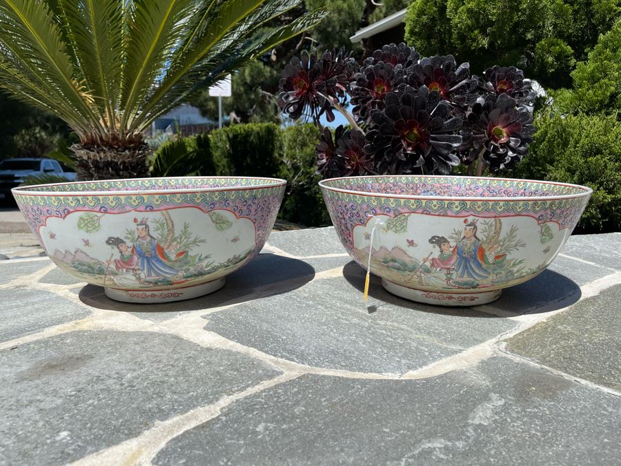 Two Matching Large Vintage Chinese Famille Rose Porcelain Bowls 16.5R X 7H [Photo 5]