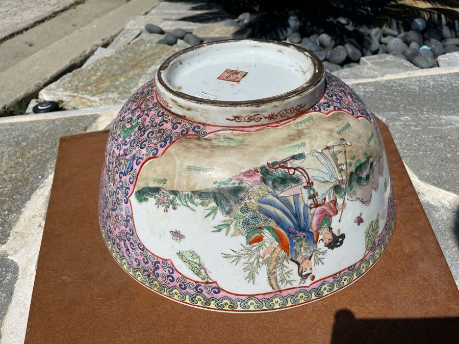 Two Matching Large Vintage Chinese Famille Rose Porcelain Bowls 16.5R X 7H [Photo 24]
