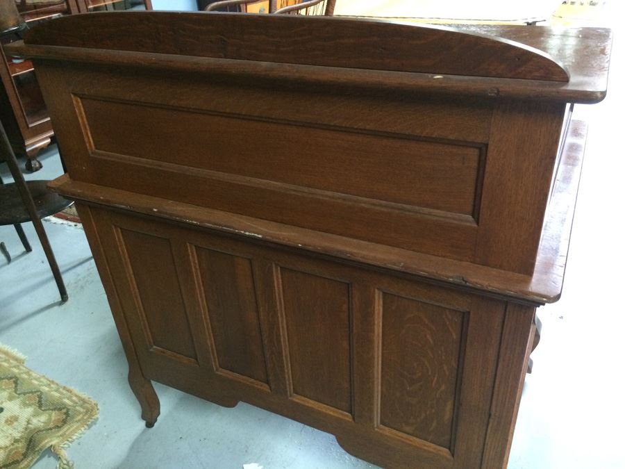 Grand Rapids Desk Company - Small Vintage Rolltop Desk on Casters [Photo 20]