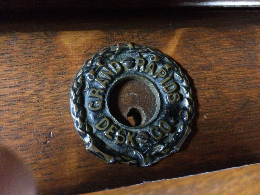 Grand Rapids Desk Company - Small Vintage Rolltop Desk on Casters [Photo 15]