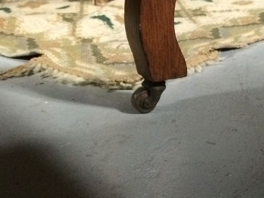 Grand Rapids Desk Company - Small Vintage Rolltop Desk on Casters [Photo 23]