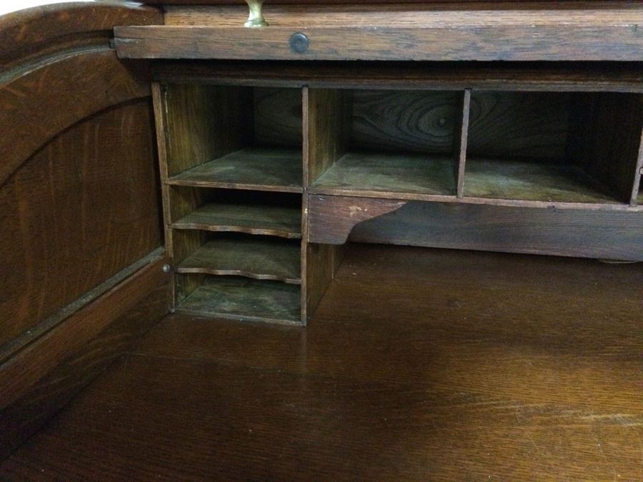 Grand Rapids Desk Company - Small Vintage Rolltop Desk on Casters [Photo 10]