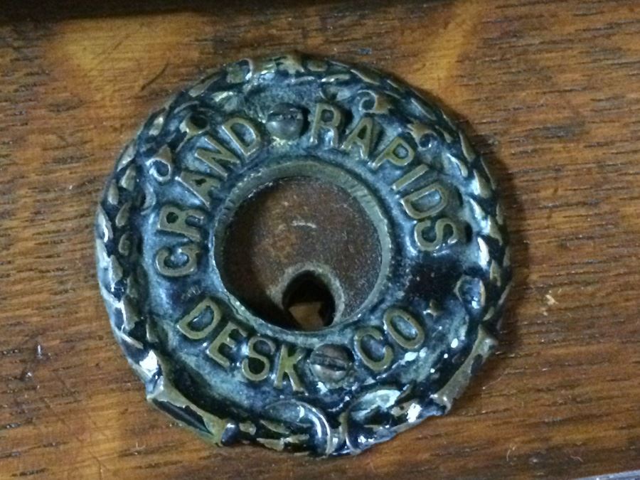 Grand Rapids Desk Company - Small Vintage Rolltop Desk on Casters [Photo 16]