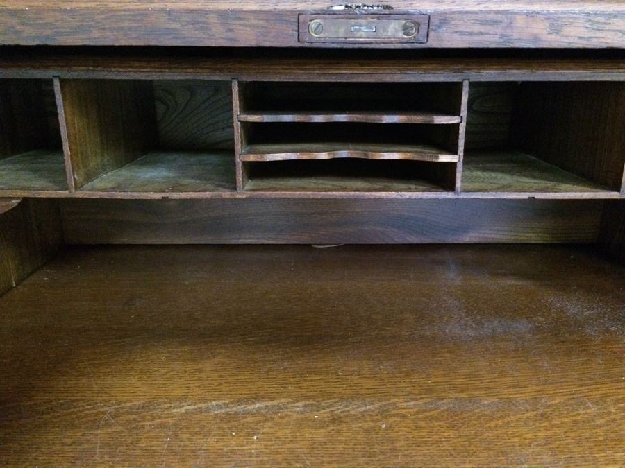 Grand Rapids Desk Company - Small Vintage Rolltop Desk on Casters [Photo 11]