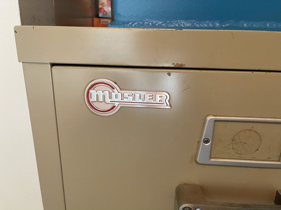 Mosler Metal Fireproof File Cabinet Safe With Key 20.5W X 31D X 53H [Photo 4]