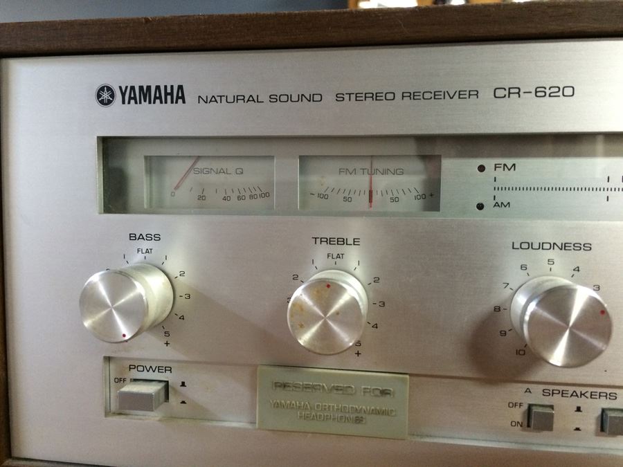 YAMAHA Natural Sound Stereo Receiver CR-620 [Photo 2]