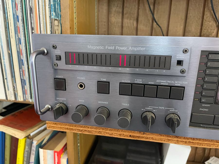 Vintage The Carver Receiver 2000 Magnetic Field Power Amplifier [Photo 6]