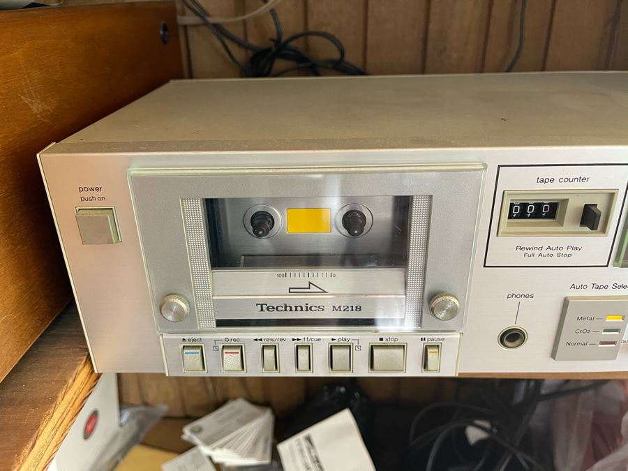 Technics M218 Cassette Player [Photo 3]