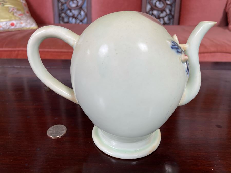 Vintage Asian Porcelain Teapot 7W X 4D X 6H [Photo 5]