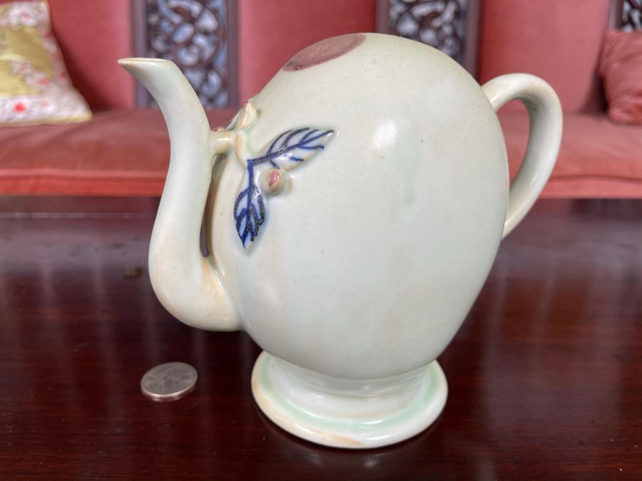 Vintage Asian Porcelain Teapot 7W X 4D X 6H [Photo 3]