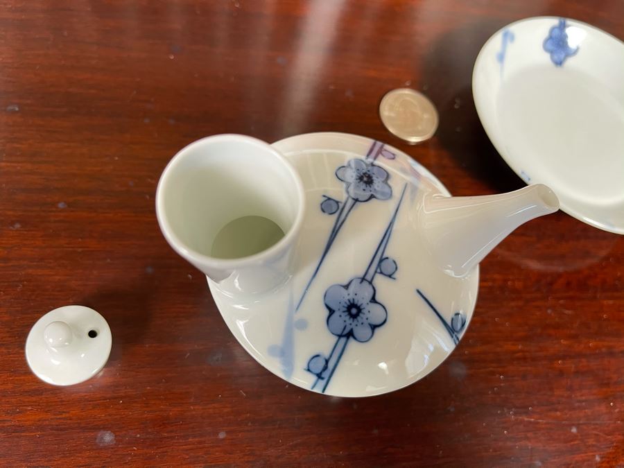 Vintage Asian Small Signed Teapot 4W X 3H [Photo 6]