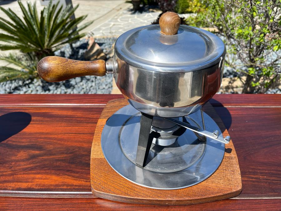 New Japanese Covered Pot With Handle And Burner [Photo 2]