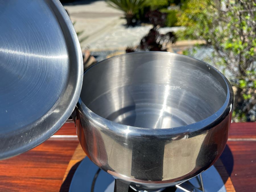 New Japanese Covered Pot With Handle And Burner [Photo 3]