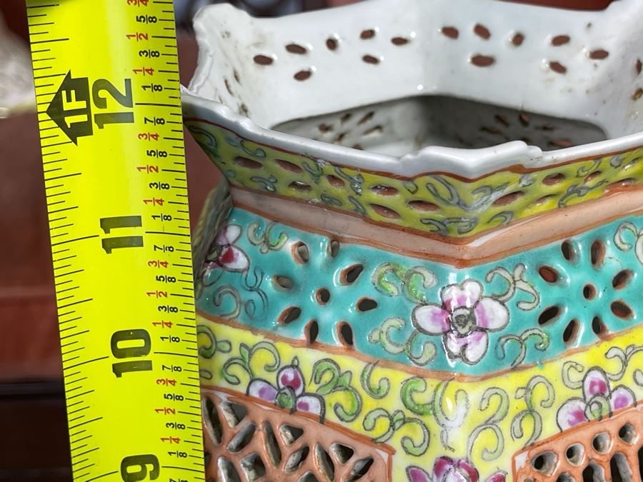 Pair Of Vintage Chinese Porcelain Wedding Lanterns Lamps 12H [Photo 30]